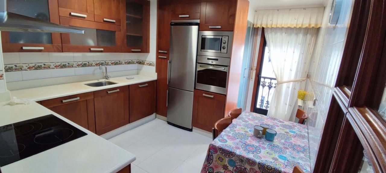 Piso Estacion Termal Garaje Y Aire Acondicionado Apartment โอว์เรนเซ ภายนอก รูปภาพ